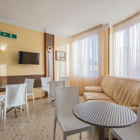 Hotel Rosy Баттипалья Экстерьер фото